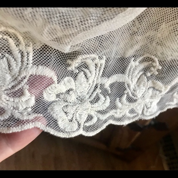 Buffalo David Bitton sheer embroidered blouse - Picture 3 of 4